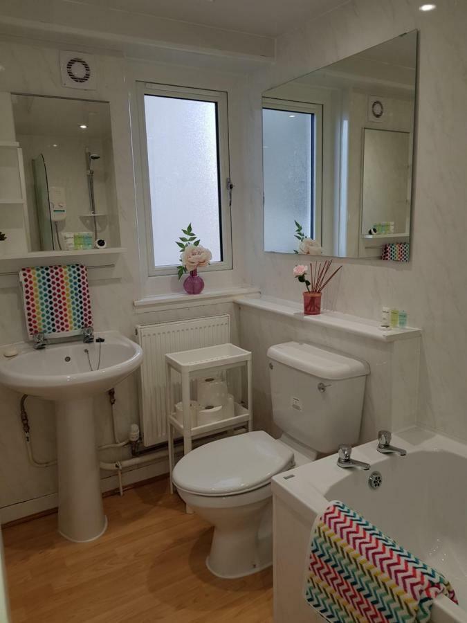 Carnegie Place East Kilbride Εξωτερικό φωτογραφία