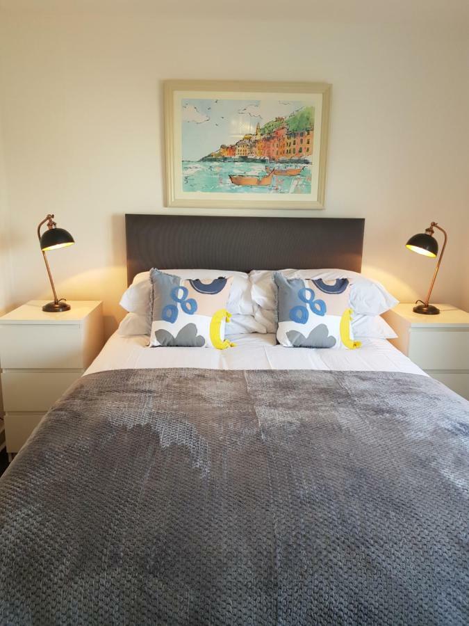 Carnegie Place East Kilbride Εξωτερικό φωτογραφία