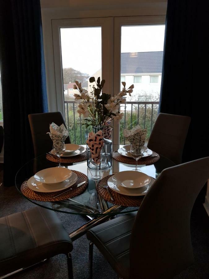 Carnegie Place East Kilbride Εξωτερικό φωτογραφία